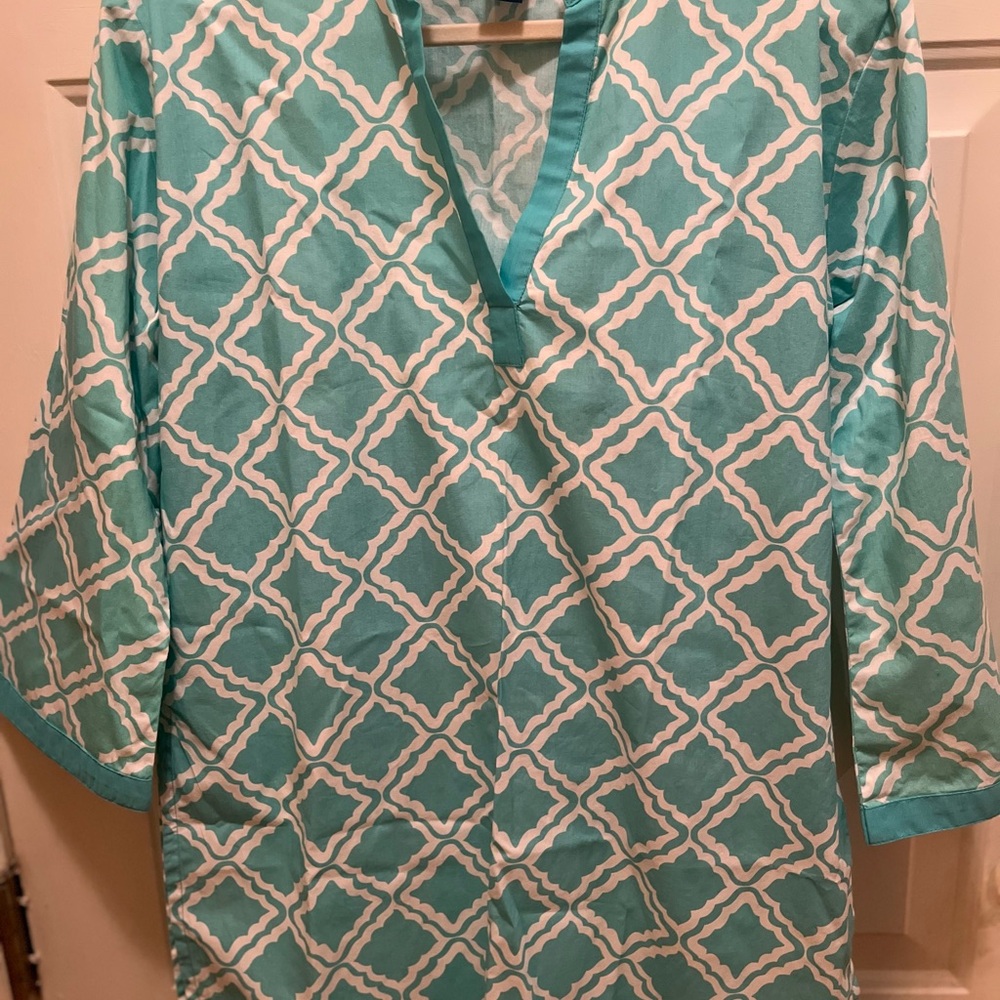 Cape Madras Aqua and White Geometric Tunic M